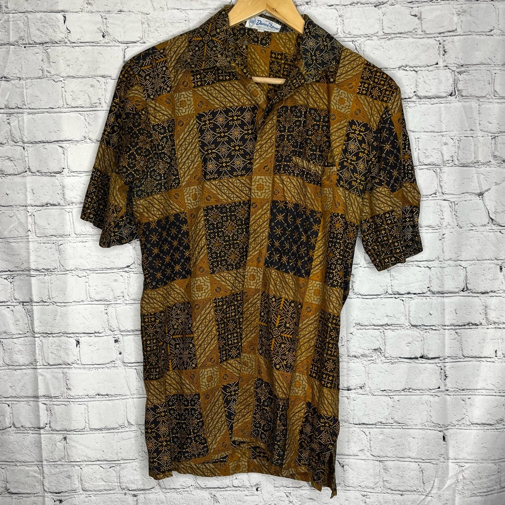Vintage Danar Hadi Button Up Shirt Size Large 16-16 1/2